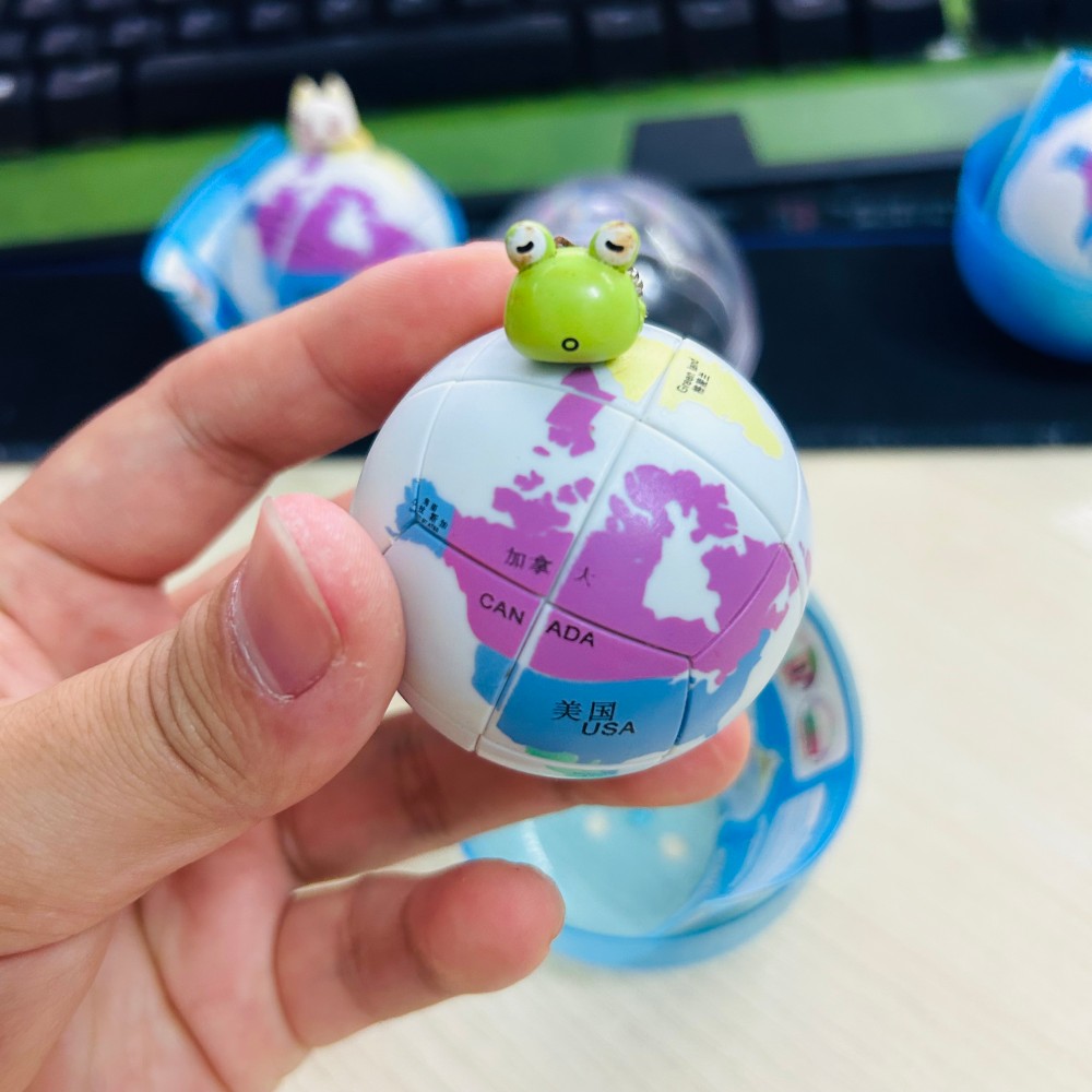 2006 Earth World Map 2x2 Ball  - Puzzle Map World recension och pris